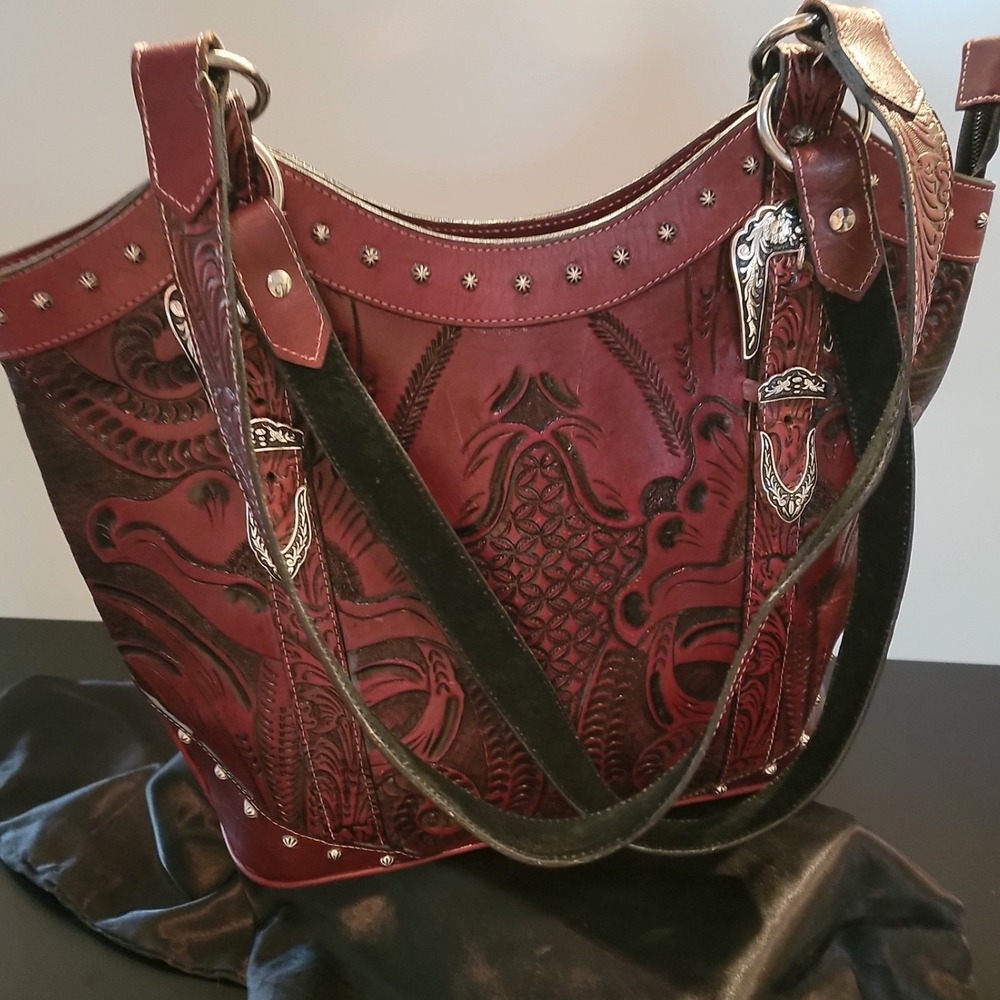 Western Trenditions Tooled Leather Bag Burgundy Floral Handbag Silver Buckle